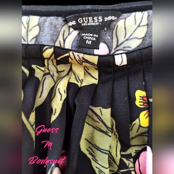 GUESS black floral bodysuit.  Size M - Picture 3 of 3